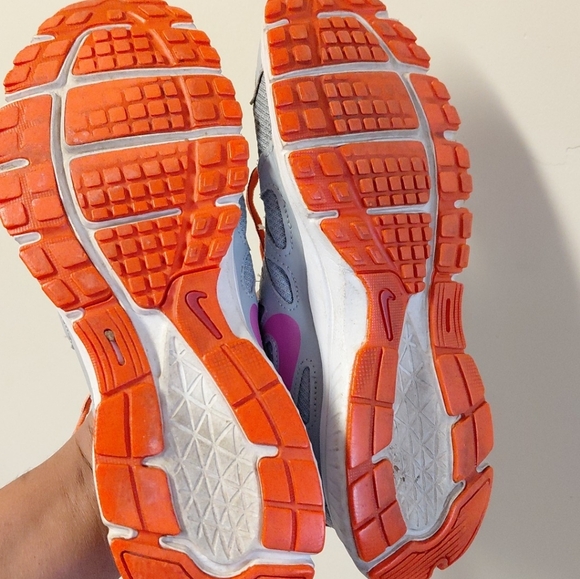 Nike Women's Gray/Pink Athletic Trainers Running Sneakers Size 8.5 - Picture 10 of 12